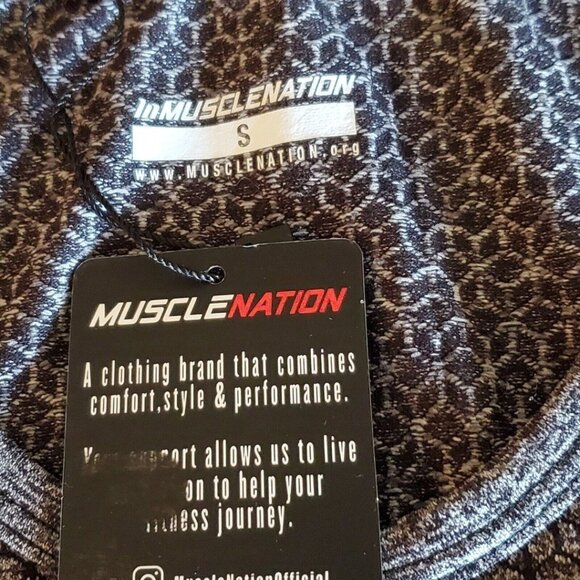 NWT Women's Muscle Nation Razorback Tank Top Workout Wear Black Size Small - Picture 3 of 6